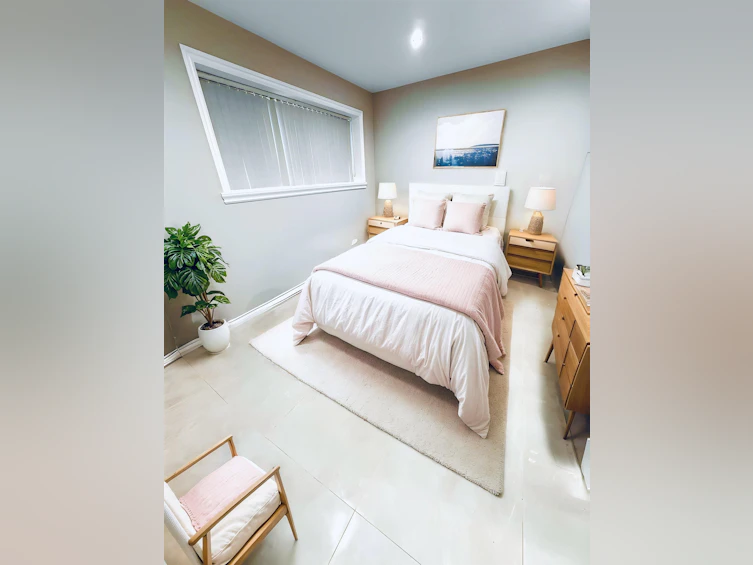 4882 Moss Street, Vancouver, BC, V5R 3Y2 - 12