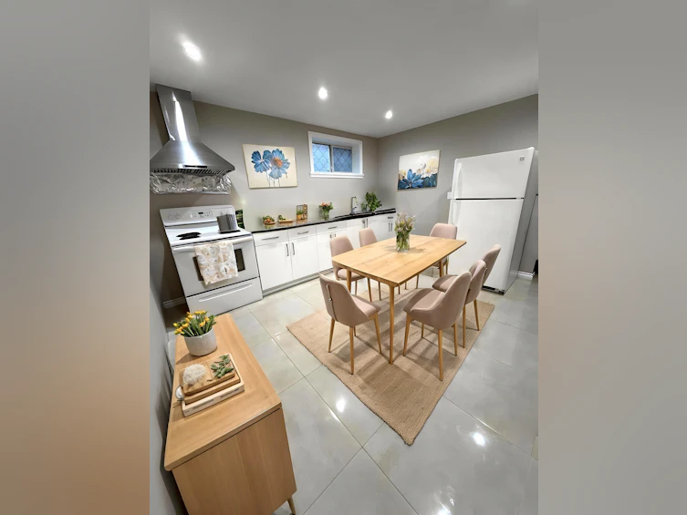 4882 Moss Street, Vancouver, BC, V5R 3Y2 - 11