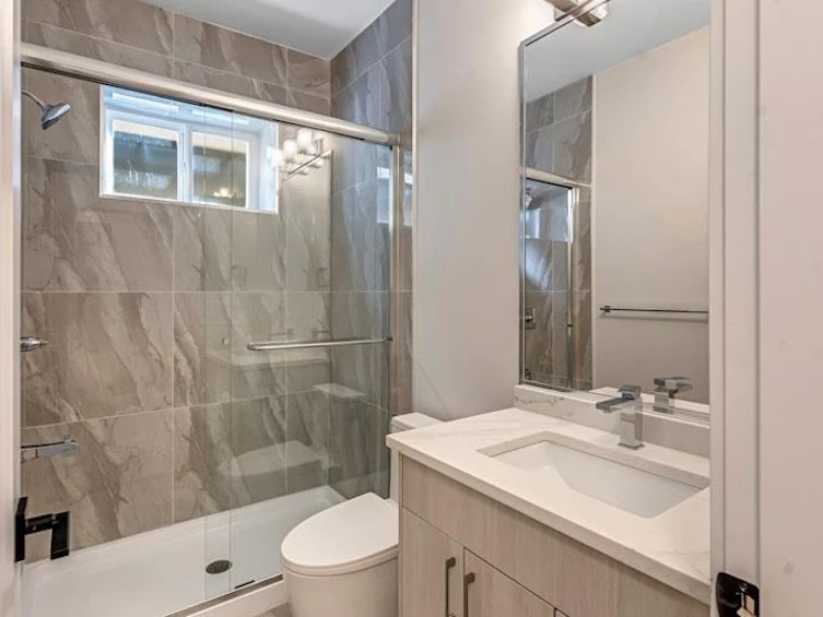 11463 138a Street, Surrey, BC, V3R 0J3 - 25