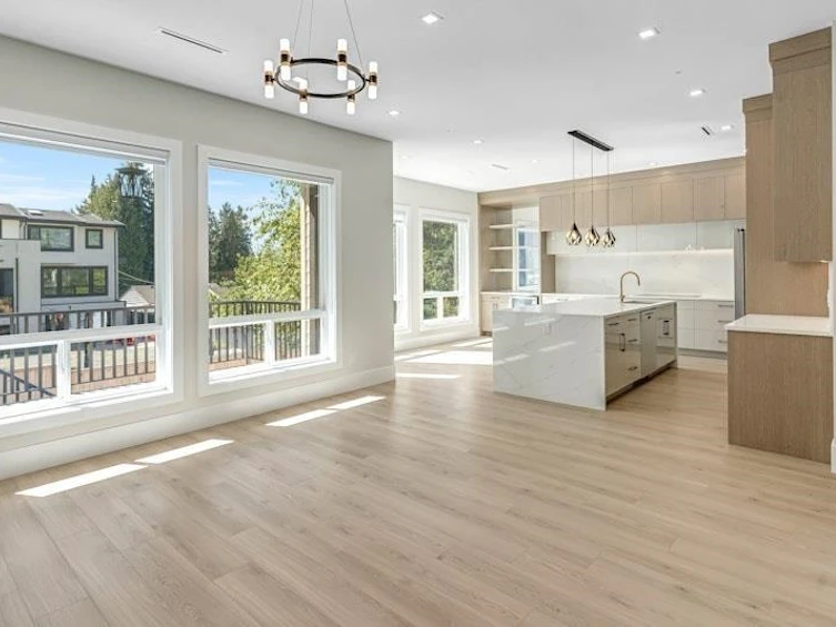 11463 138a Street, Surrey, BC, V3R 0J3 - 11