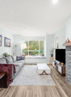 316 6833 Village Green