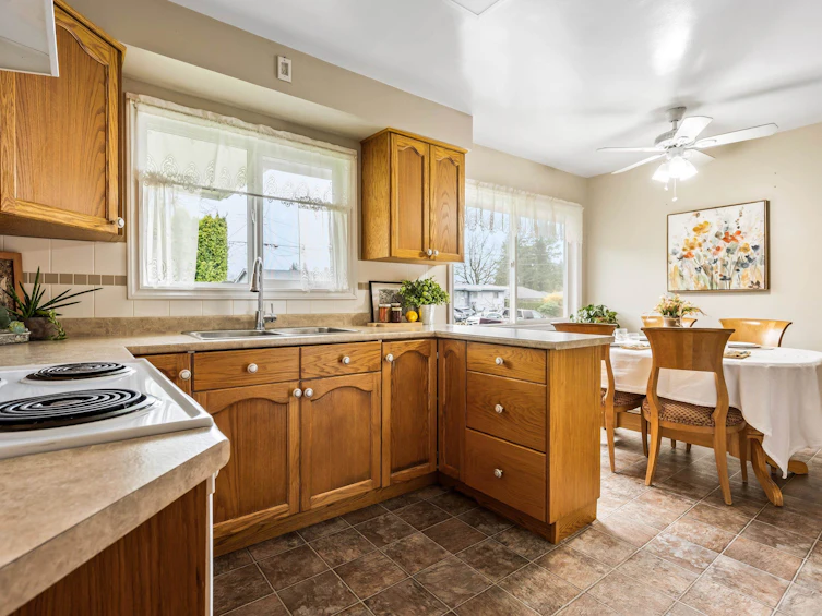 9269 Carleton Street, Chilliwack, BC, V2P 6E1 - 16