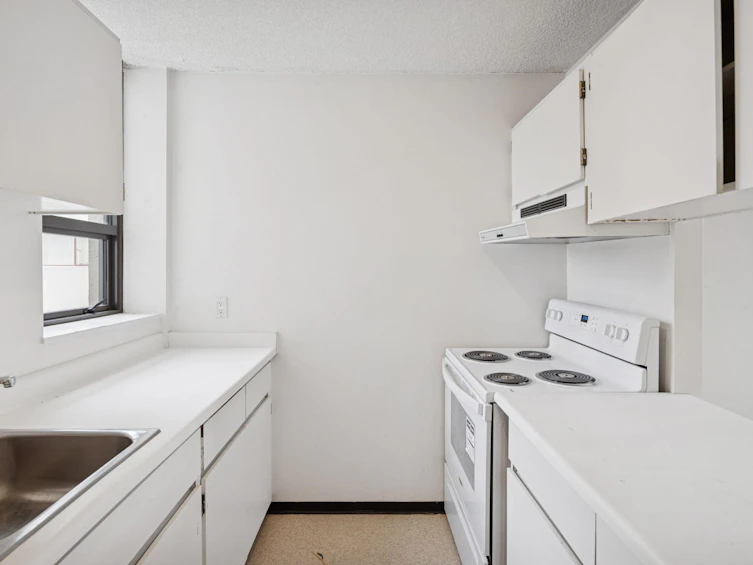 301-1995 Beach Avenue, Vancouver, BC, V6G 2Y3 - 11