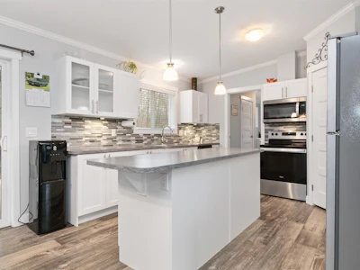38-59060 Lougheed Highway - 2