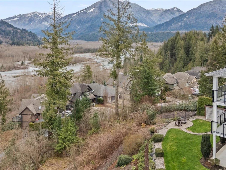5144 Chittenden Road, Cultus Lake, BC, V2R 0K7 - 2
