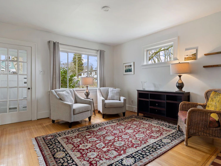 2094 E 7th Avenue, Vancouver, BC, V5N 1S6 - 4