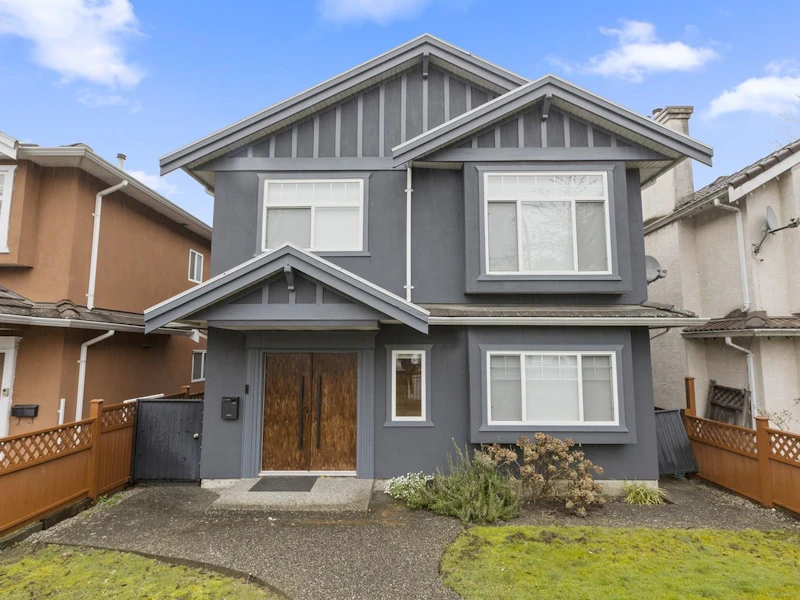 4465 Cambridge Street, Burnaby BC V5C 1H6