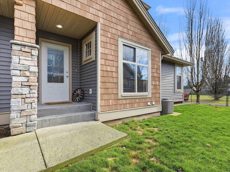 4-46150 Riverside Drive, Chilliwack, BC, V2P 3K9 - 2