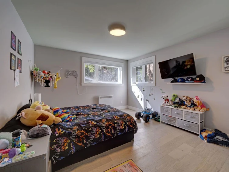 9168 Sunshine Coast Highway, Halfmoon Bay, BC, V7Z 1E9 - 23
