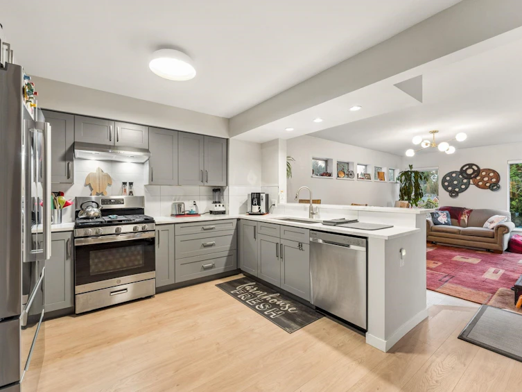 1187 W 23 Street, North Vancouver, BC, V7P 2H2 - 11