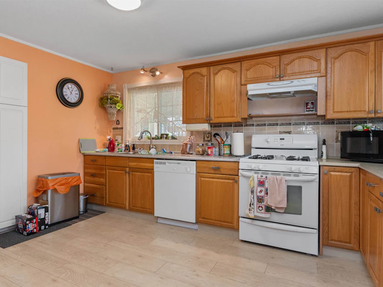 408 3rd Avenue, Hope, BC, V0X 1L0 - 10