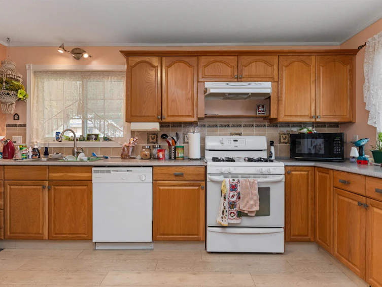 408 3rd Avenue, Hope, BC, V0X 1L0 - 11
