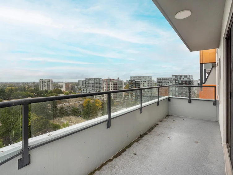 1605-6611 Cooney Road, Richmond, BC, V6Y 4C5 - 16