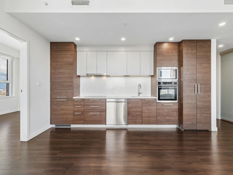 501-2508 Watson Street, Vancouver, BC, V5T 3G9 - 3