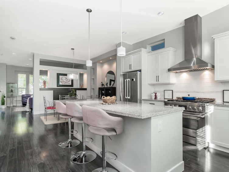 16772 23 Avenue, Surrey, BC, V3Z 0M7 - 2