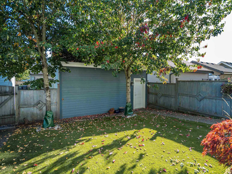 16772 23 Avenue, Surrey, BC, V3Z 0M7 - 34