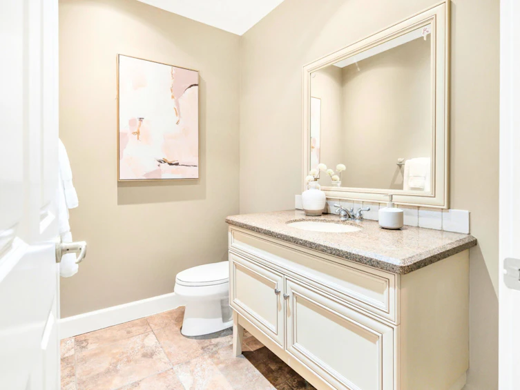 906 Prospect Avenue, North Vancouver, BC, V7R 2M3 - 25