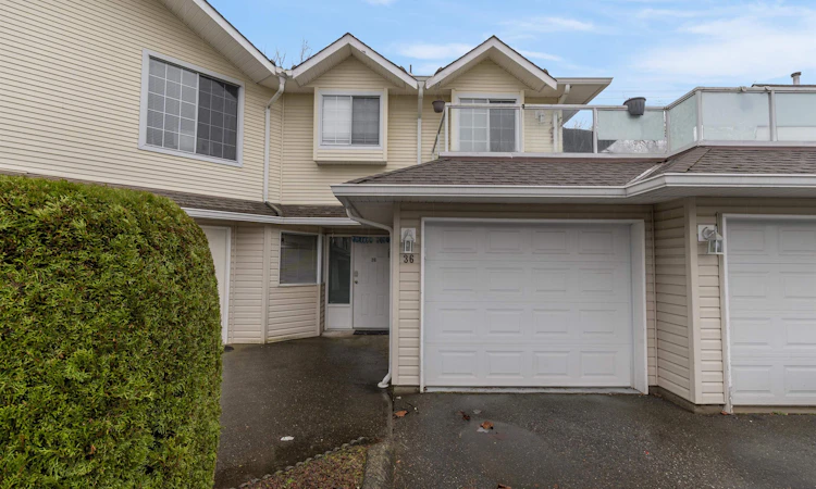 36-31255 Upper Maclure Road