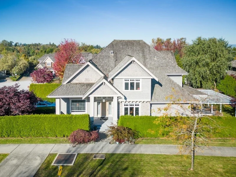 16211 31st Avenue, Surrey BC V3Z 7E1