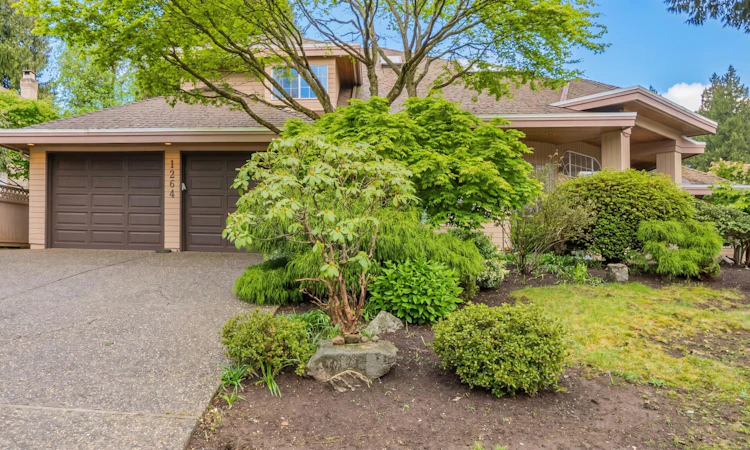 1264 Pacific Drive