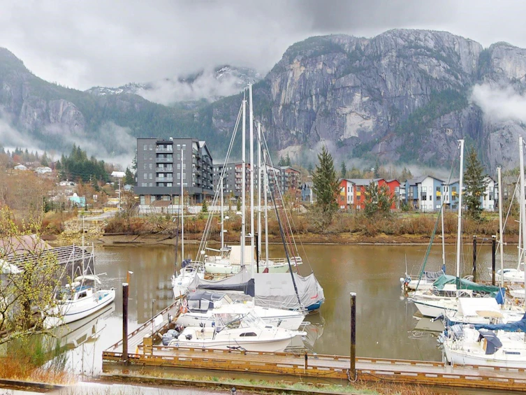 202-1468 Pemberton Avenue, Squamish, BC, V8B 0K2 - 19
