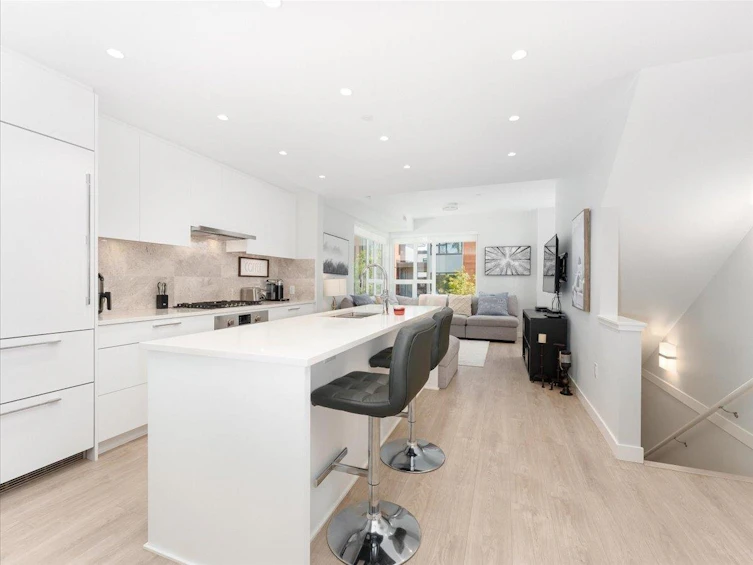 13-2728 Acadia Road, Vancouver, BC, V6T 0E6 - 3