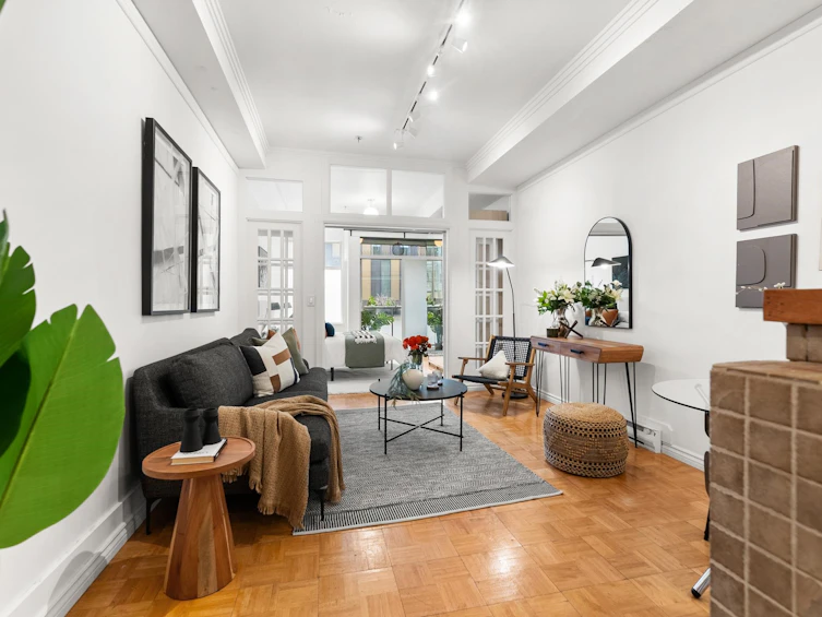B5-238 E 10th Avenue, Vancouver, BC, V5T 1Z5 - 9