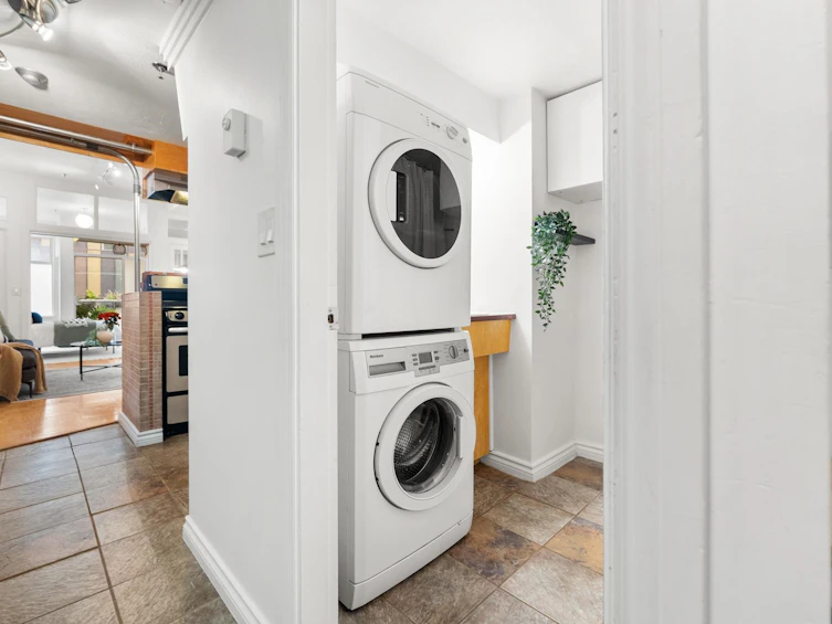 B5-238 E 10th Avenue, Vancouver, BC, V5T 1Z5 - 28