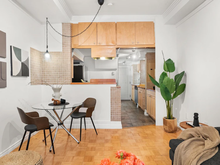 B5-238 E 10th Avenue, Vancouver, BC, V5T 1Z5 - 16