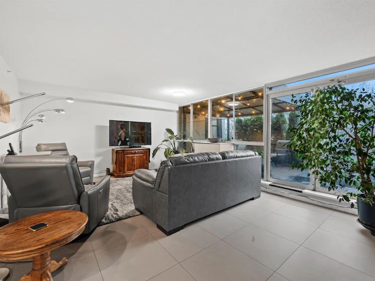 403-1159 Main Street, Vancouver, BC, V6A 4B6 - 6