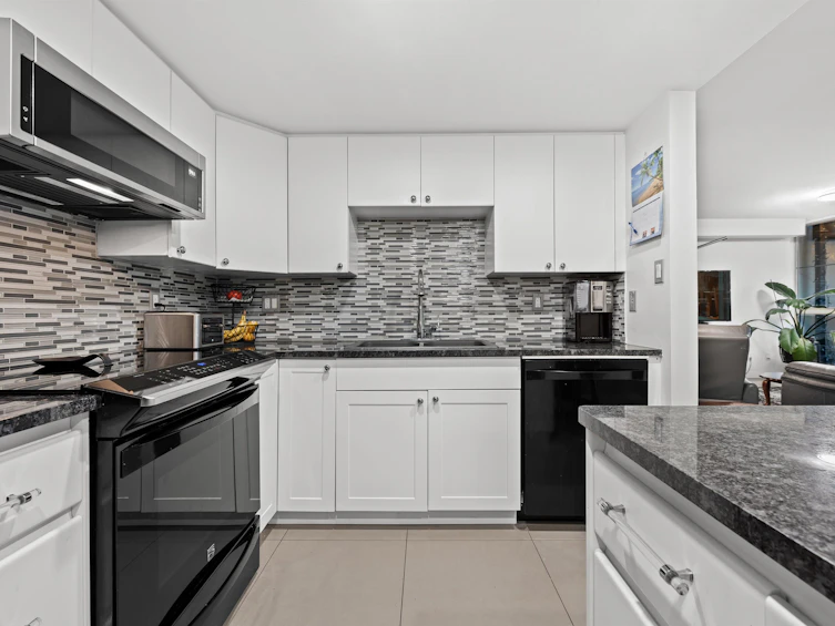 403-1159 Main Street, Vancouver, BC, V6A 4B6 - 16