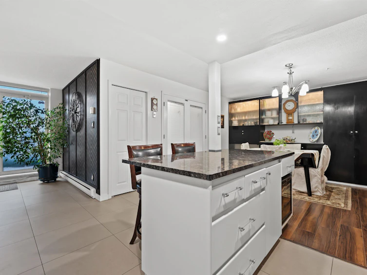 403-1159 Main Street, Vancouver, BC, V6A 4B6 - 17