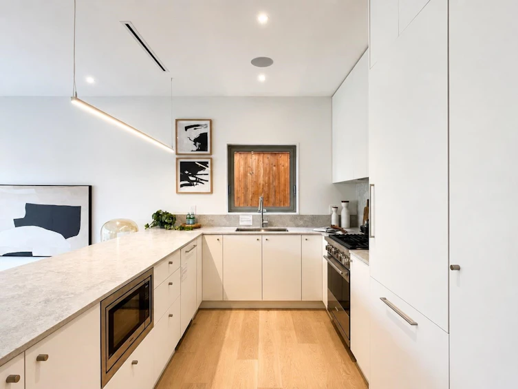 1-2915 E 5th Avenue, Vancouver, BC, V5M 1N6 - 5