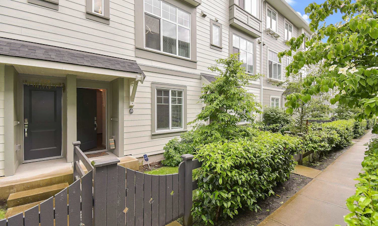 39-15850 85 Avenue