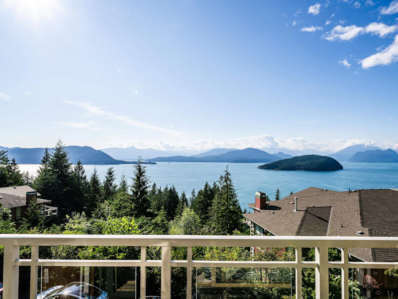 8664 Seascape Drive, West Vancouver BC V7W 3J7