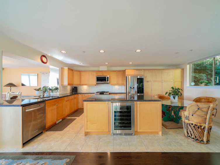 8664 Seascape Drive, West Vancouver, BC, V7W 3J7 - 13