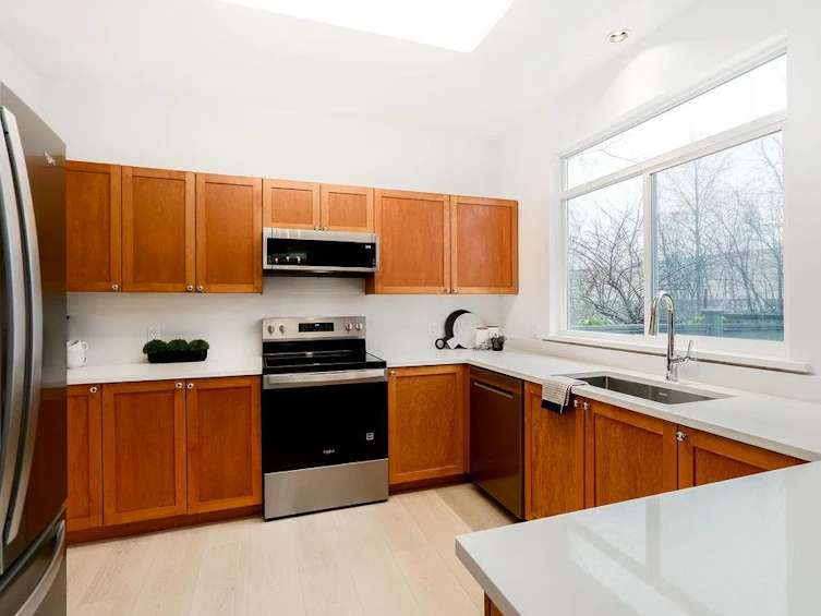 11888 Springdale Drive, Pitt Meadows, BC, V3Y 2S6 - 6