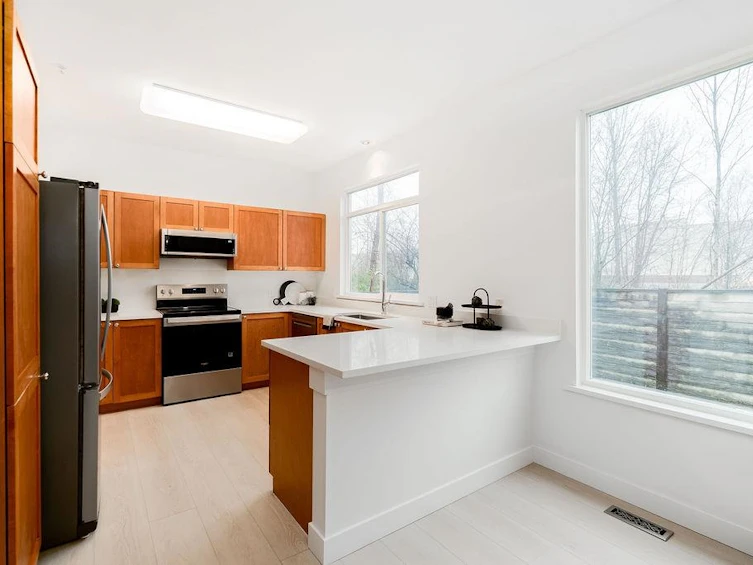 11888 Springdale Drive, Pitt Meadows, BC, V3Y 2S6 - 5