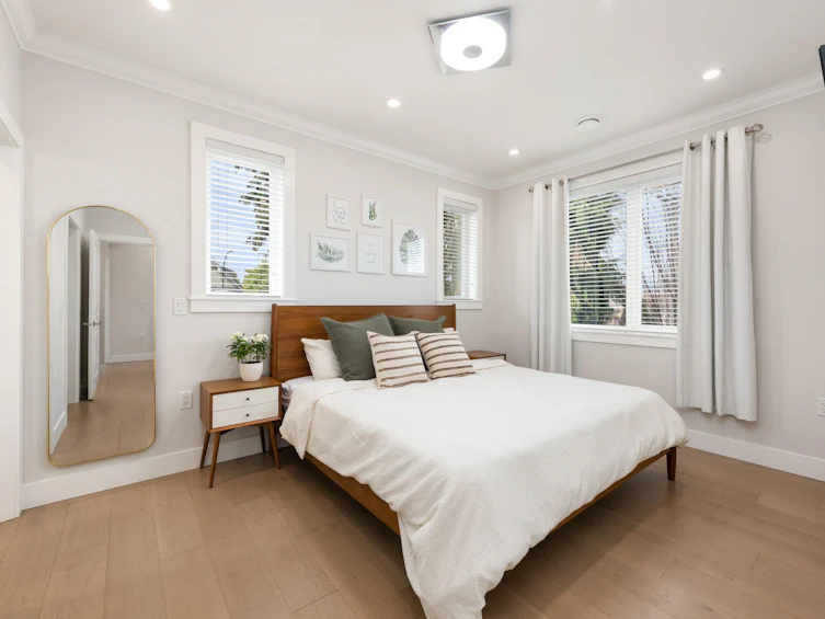 2876 Clark Drive, Vancouver, BC, V5N 0E9 - 15