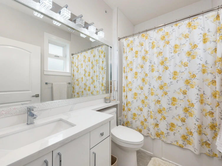 2876 Clark Drive, Vancouver, BC, V5N 0E9 - 17