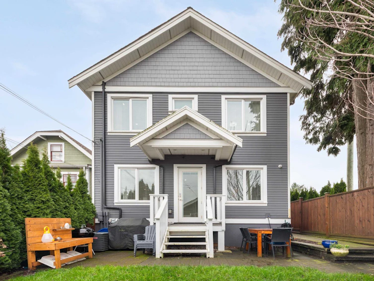 2876 Clark Drive, Vancouver, BC, V5N 0E9 - 24