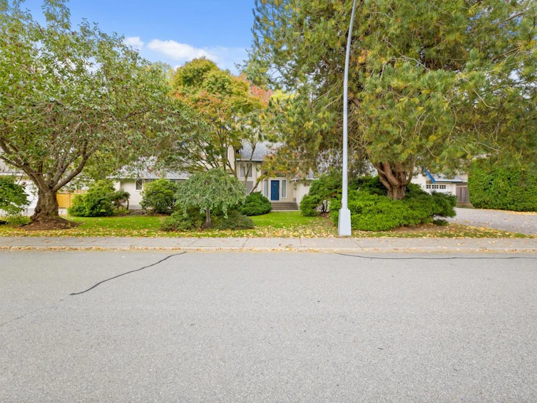 2039 132a Street, Surrey, BC, V4A 9K2 - 36