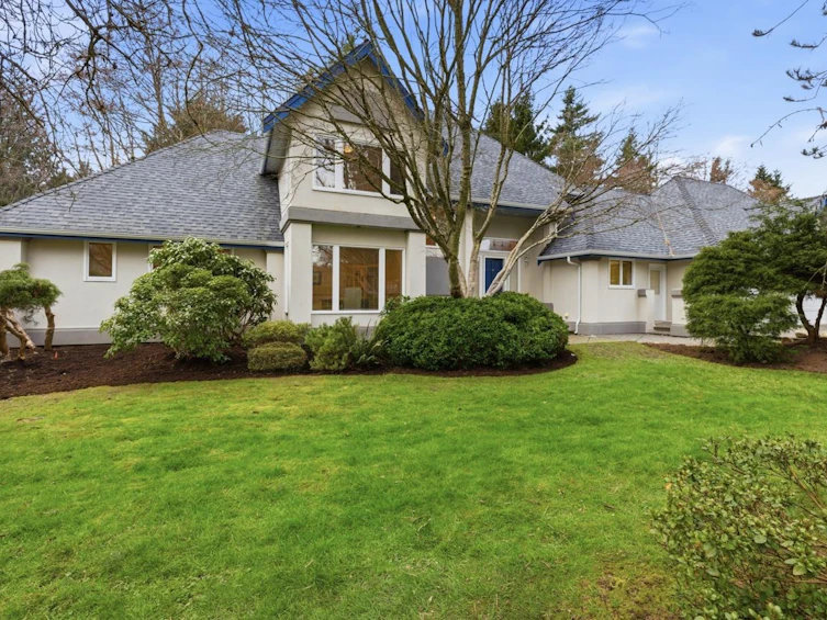 2039 132a Street, Surrey, BC, V4A 9K2 - 2