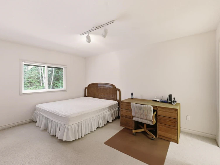 2039 132a Street, Surrey, BC, V4A 9K2 - 21