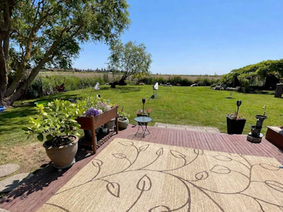 8640 Ladner Trunk Road - 3