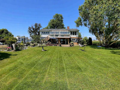 8640 Ladner Trunk Road - 5