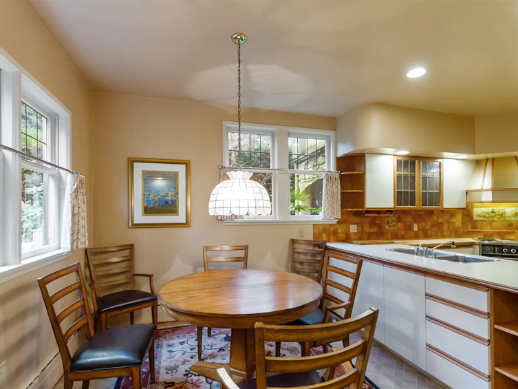 5376 Marguerite Street, Vancouver, BC, V6M 3K6 - 10