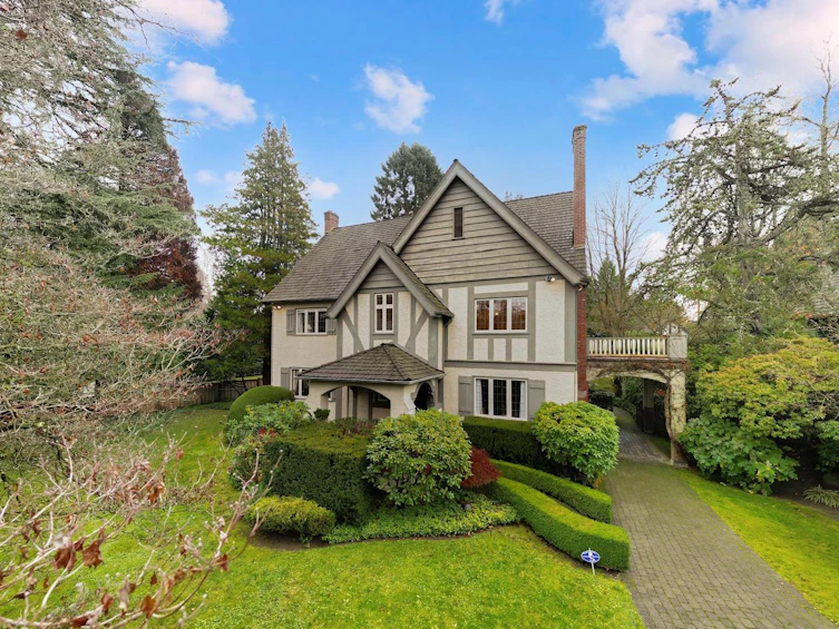 5376 Marguerite Street, Vancouver, BC, V6M 3K6
