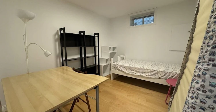 3000 W 42nd Avenue, Vancouver, BC, V6N 3H1 - 4