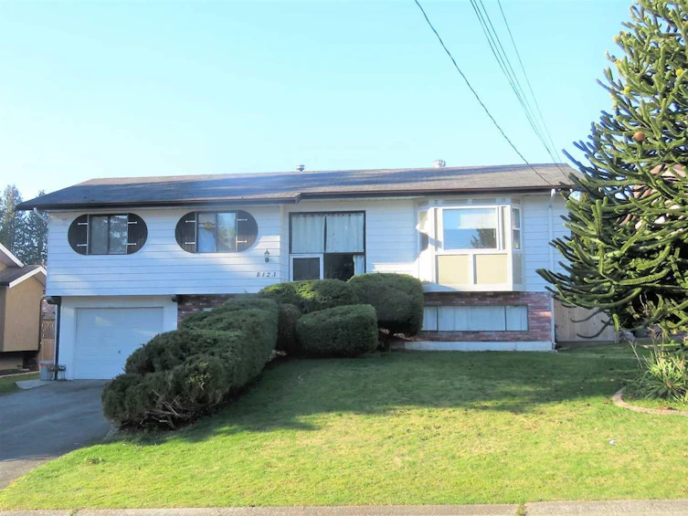 8123 Sumac Place, Mission, BC, V2V 5L2